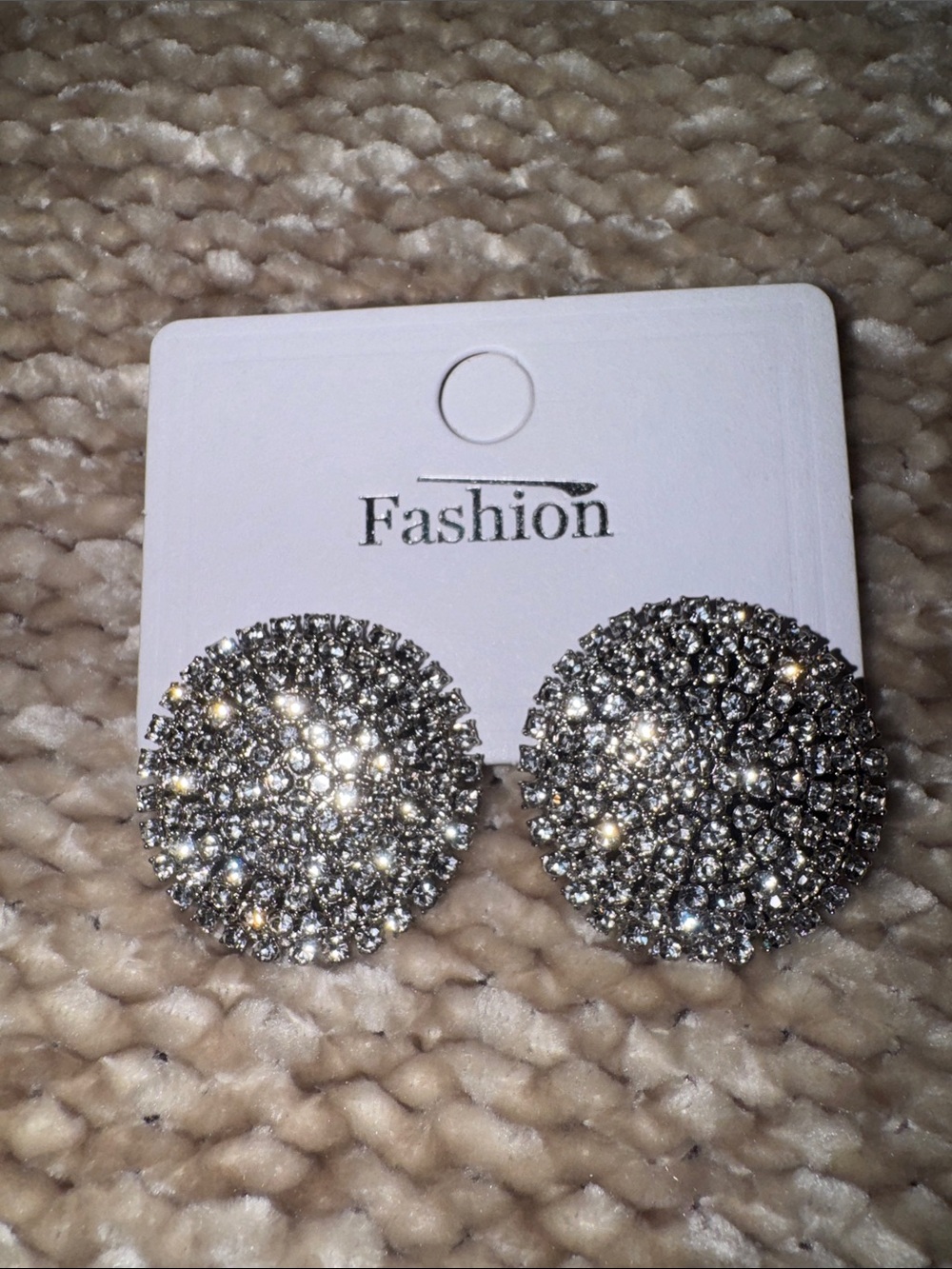 Women’s Silver Tone Crystal Round Button Earrings NWOT